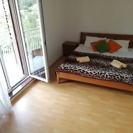 Alex Apartment *